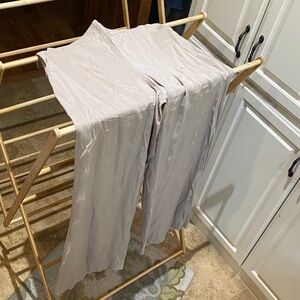 Max Studio Light Gray Elastic Waist Pants